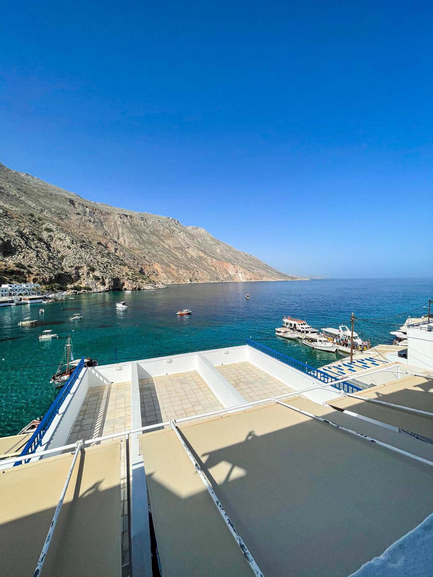 Hotel The Blue House Loutro Exterior foto